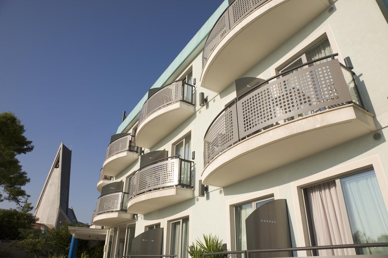 Hotel Eden Gigli Numana Exterior foto